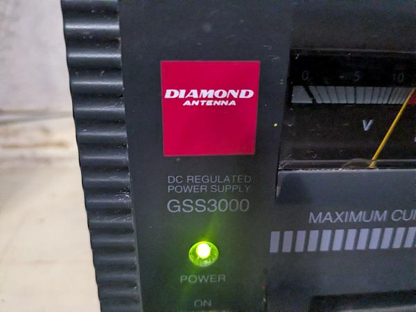 Продам Блок питания 13.8В 34А Diamond