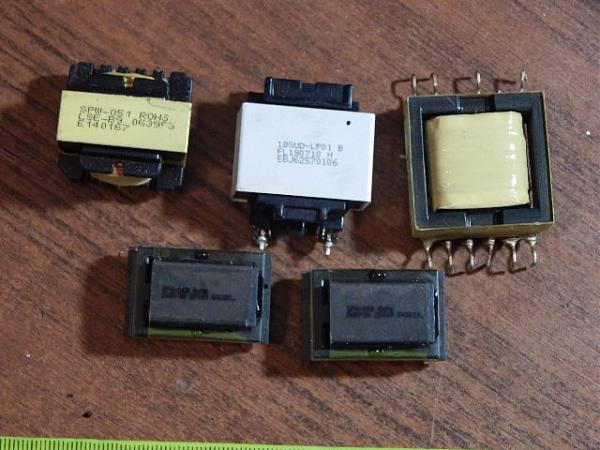 Продам Транзисторы, мини (5 шт)