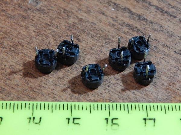 Продам Выключатели, кнопочные мини(6 шт)