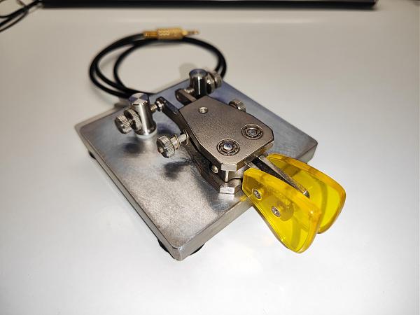 Продам Телеграфный двухрычажный манипулятор