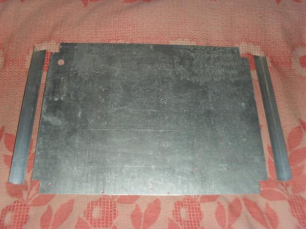 Продам Корпус (44х33х17 см)