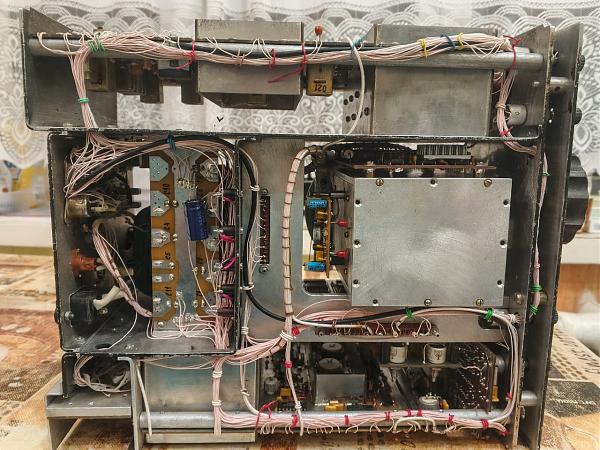 Продам Трансивер КВ диапазона Дроздов