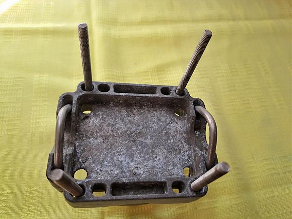 Продам Ложементы к антенне