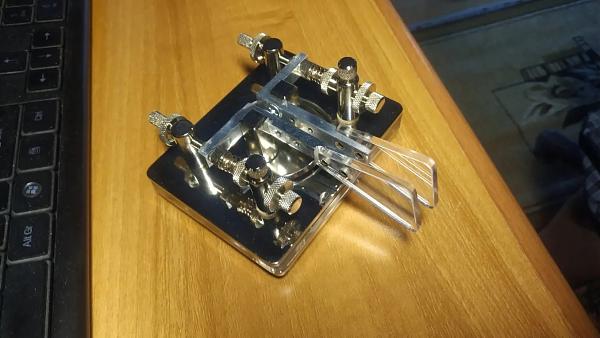 Продам Телеграфный ключ