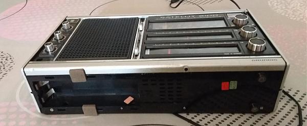 Продам Grundig Satellit 2100