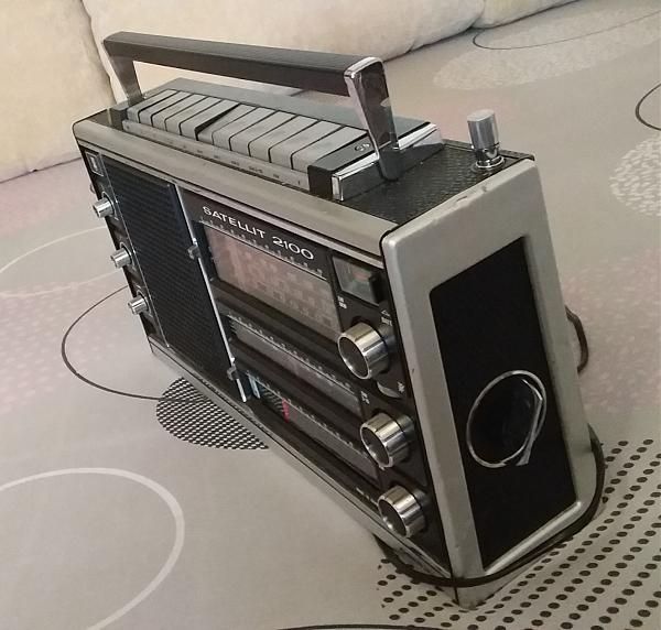 Продам Grundig Satellit 2100