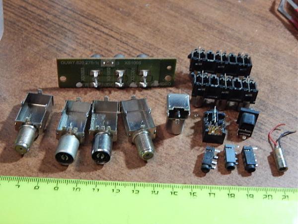 Продам Гнёзда, разные, набор