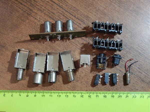 Продам Гнёзда, разные, набор