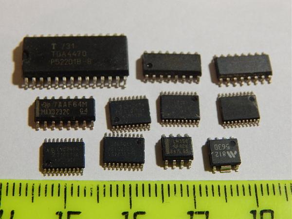 Продам Микросхемы, разные(11 шт)