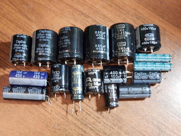 Продам Конденсаторы электролитические 400-450v(16 шт)
