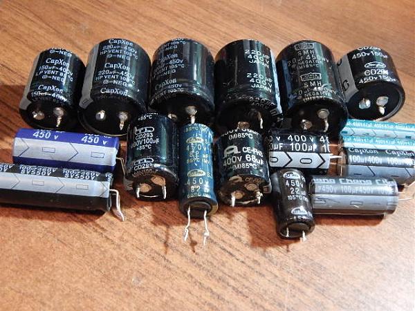 Продам Конденсаторы электролитические 400-450v(16 шт)