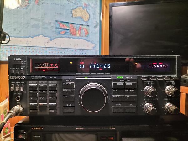 Продам kenwood TS790