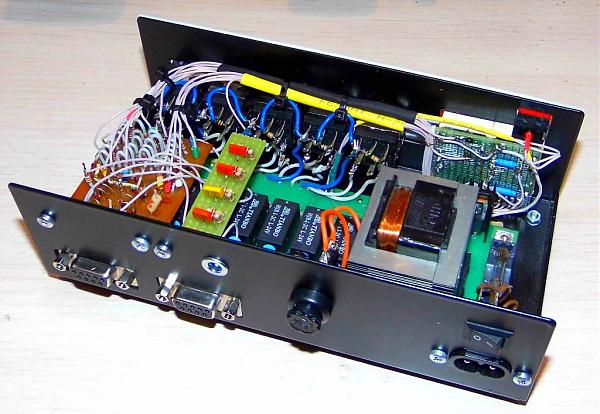 Продам Пульт коммутатора антенн на базе "RU-002"