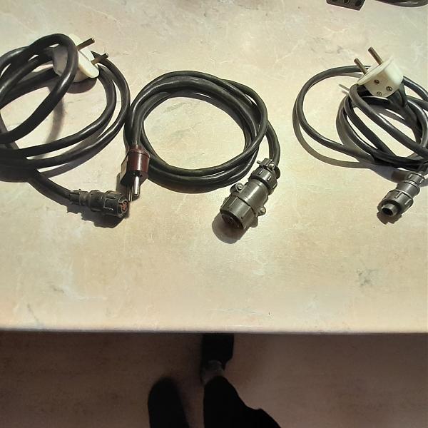 Продам Шнур несколько экземпляров