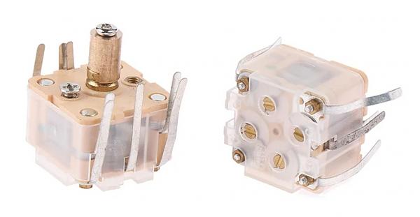 Продам Малогабаритный КПЕ 2 х 270 пф