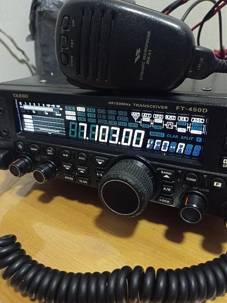 Продам Yaesu ft-450d