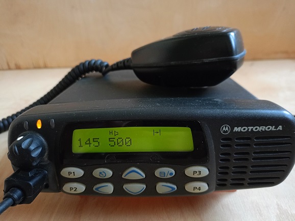 Продам Motorola GM-160
