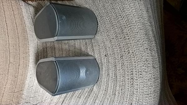 Продам Акустические колонки, бу, 100 вт