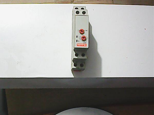 Продам Реле времени TM P Lovato (Италия),задержка до 10 д