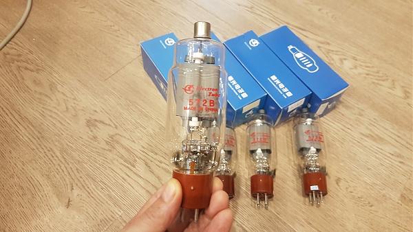 Продам Радиолампы Shuguang 572B 4шт