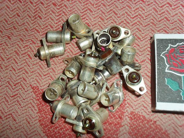 Продам ВЧ разъем от радиоприемника