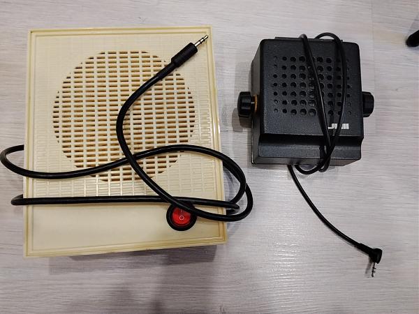 Продам внешние спикеры лот 2