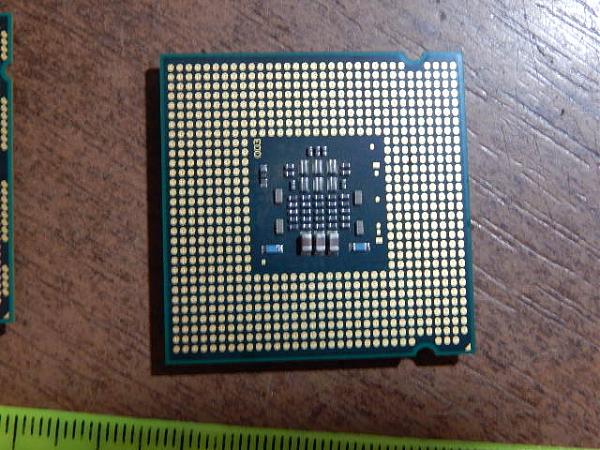 Продам Процессоры Intel для ПК (2 шт)