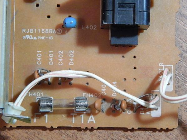 Продам Блок питания от магнитолы 9 вольт