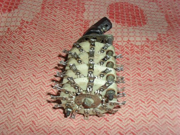 Продам Переключатель галетный ПГК 11 положений (разные)