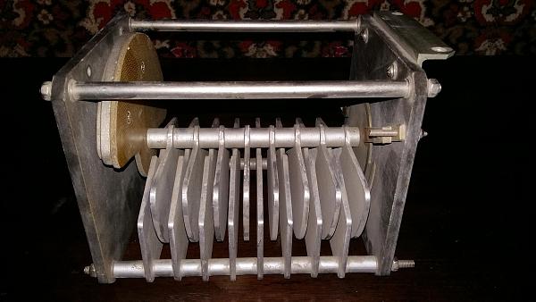 Продам Конденсатор кпё