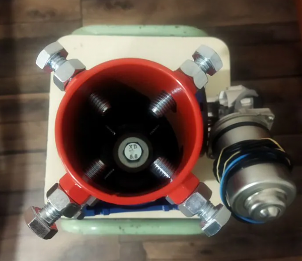 Продам Новое поворотное устройство для антенны