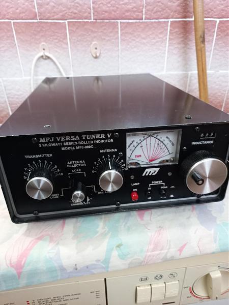 Продам Тюнер MFJ-989C