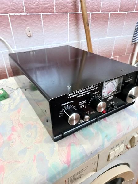 Продам Тюнер MFJ-989C