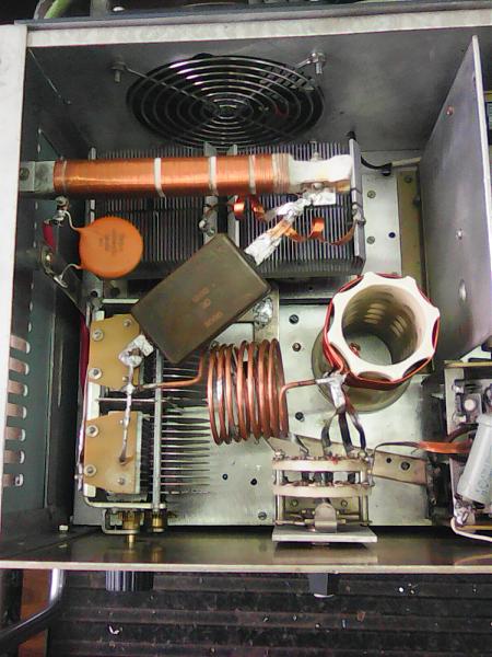 Продам YAESU 850 S плюс кв усилитель