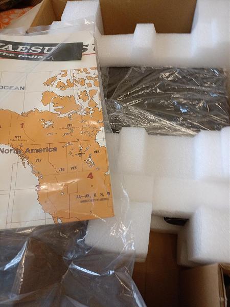 Продам Yaesu FTdx10