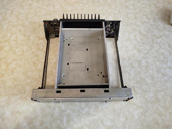 Продам Корпус с шасси для трансивера