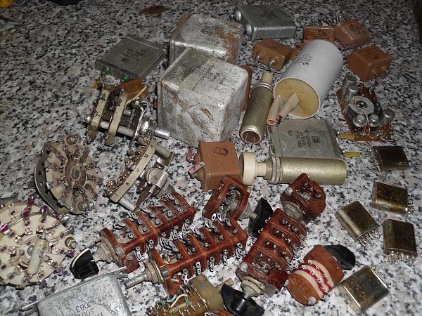 Продам Набор радиокомпонентов