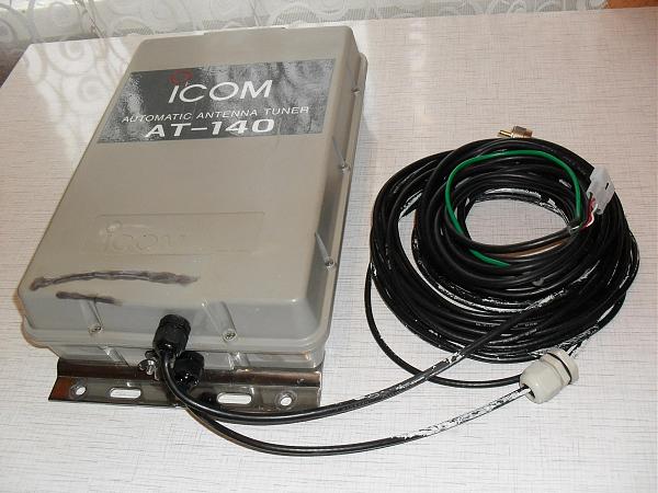 Меняю icom AT-140