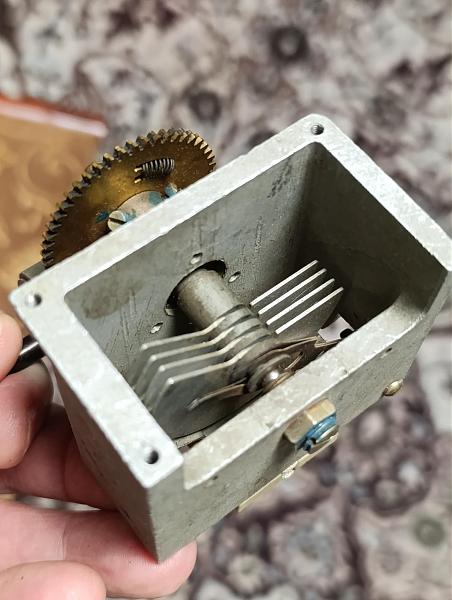 Продам Конденсатор переменной ёмкости