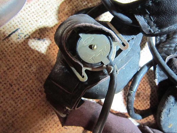 Продам Советскии авиационные наушники-3 пары