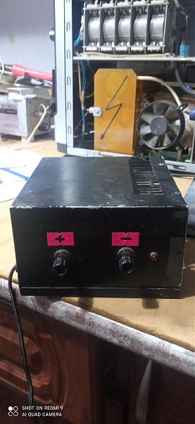 Продам 13.8v блок питания