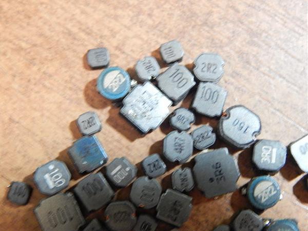 Продам Катушки на ферритах, мини, набор.(21,7 гр)