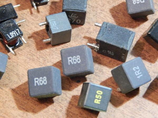 Продам Катушки индуктивности на ферритах (99 гр)