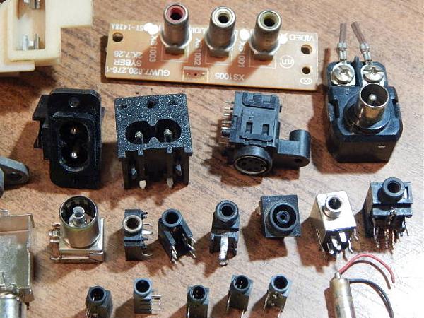 Продам Гнёзда набор, разные