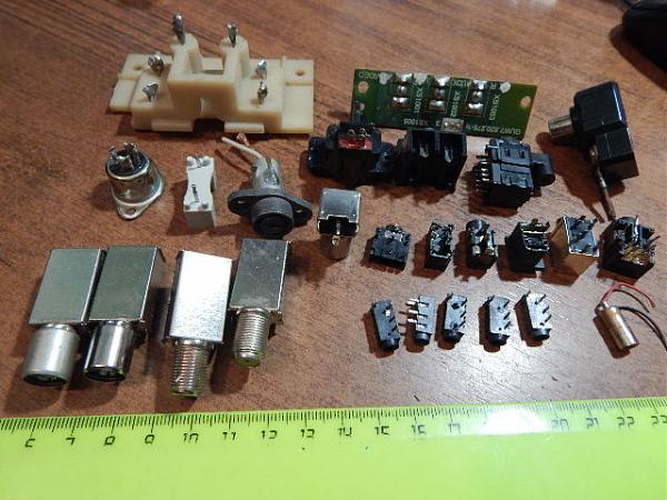 Продам Гнёзда набор, разные