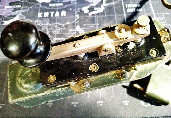 Продам Танковый телеграфный ключ рации 10-РТ танк т34