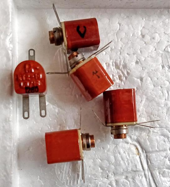 Продам Подстр.конденсаторы