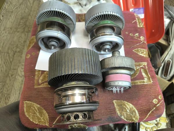 Продам Лампы генераторные