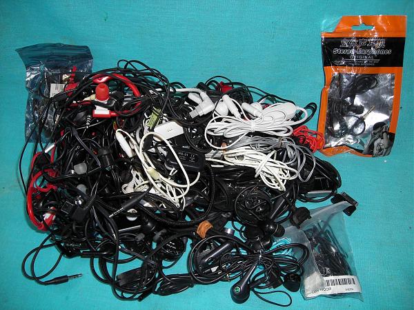 Продам Кучка мининаушников новые