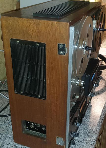 Продам Akai GX-365